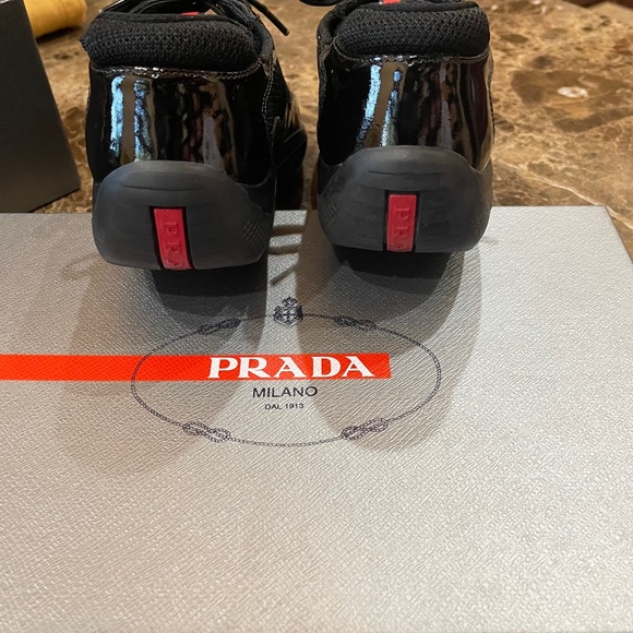 Prada Milano - Picture 7 of 11